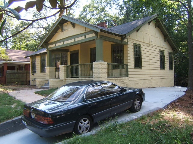 767 Lowery Blvd SW